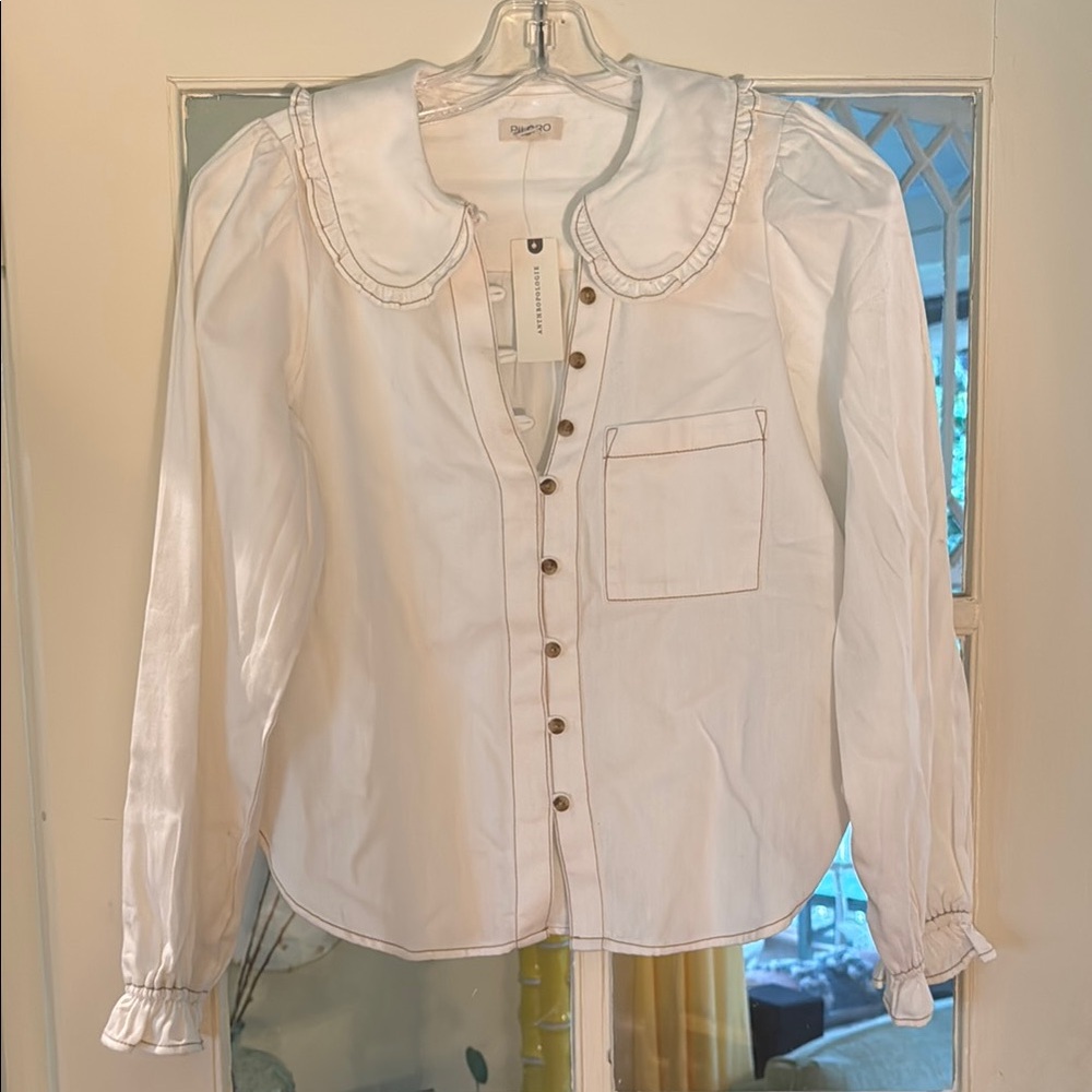 Anthropologie Pilcro NWT white button down shirt with ruffle collar. Size xxs